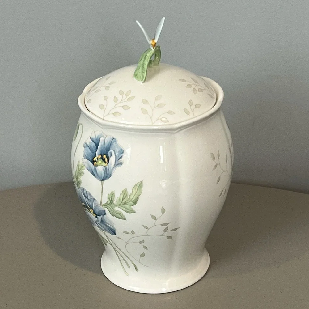 Lenox Butterfly Meadow Small Canister with Blue Butterfly Lid Cookie Jar 8 3/4